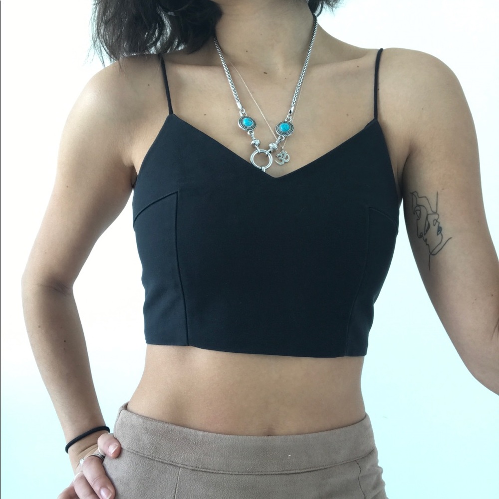 black crop top